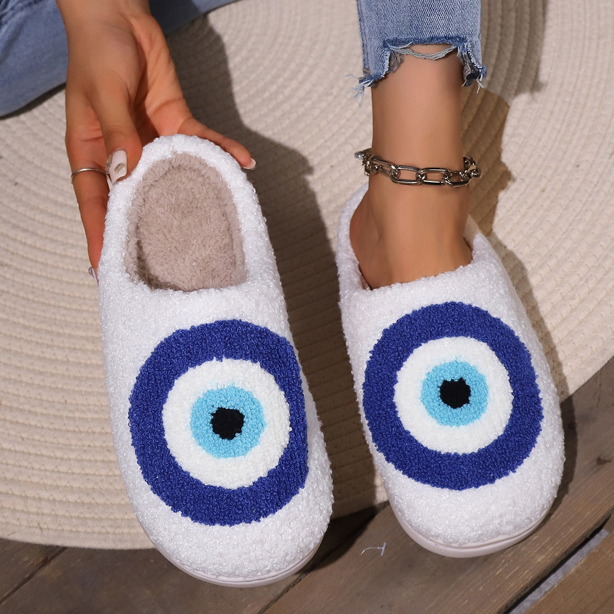 Warm and comfortable winter cotton slippers