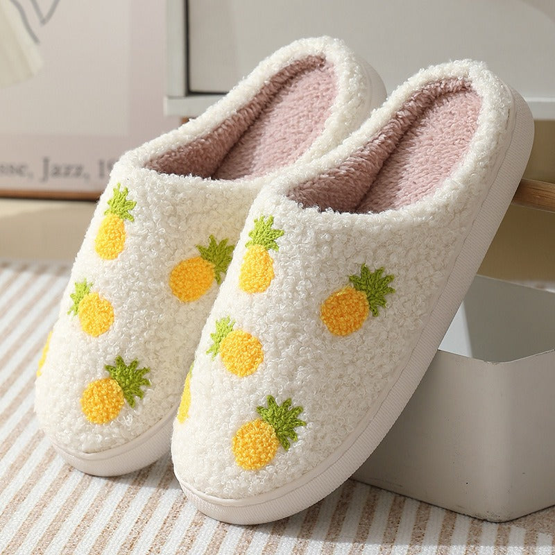 Comfortable home strawberry slippers